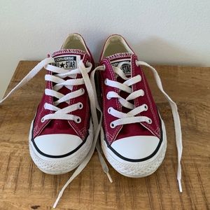 Converse size 2 Youth